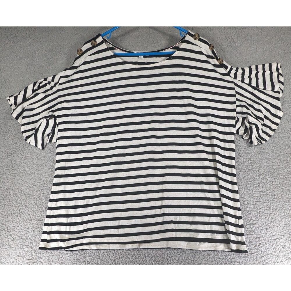 89th & Madison Blouse Size 1X Ruffle Short Sleeve Black And White Striped